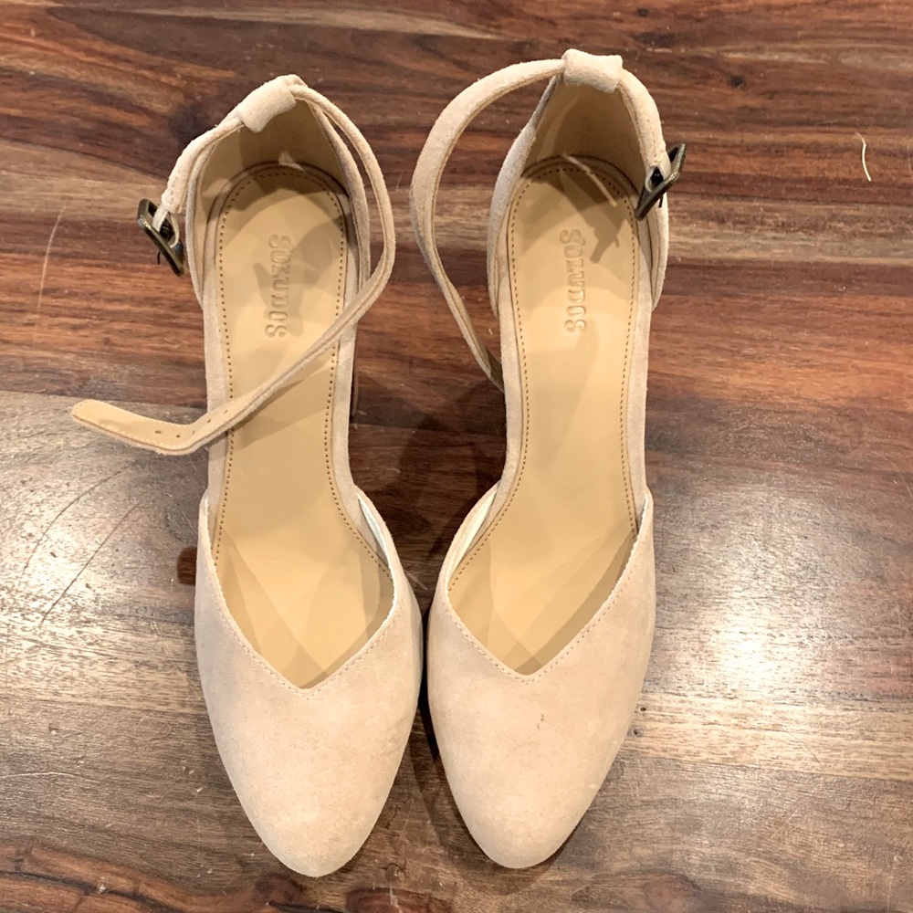 Saludos stacked heel 8.5